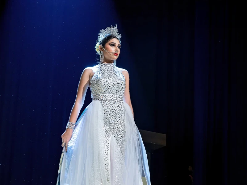 Amity University’s Grad Show 2025 Dazzles with Innovation and Emotion